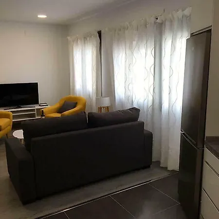 Soho Solo Familias شقة